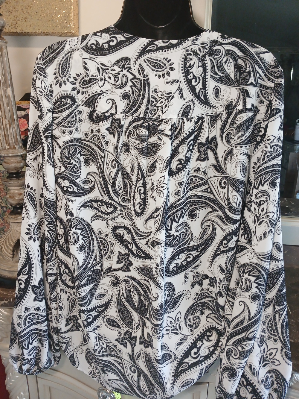 INC International Concepts Black & White Paisley Wrap Blouse - Picture 9 of 9